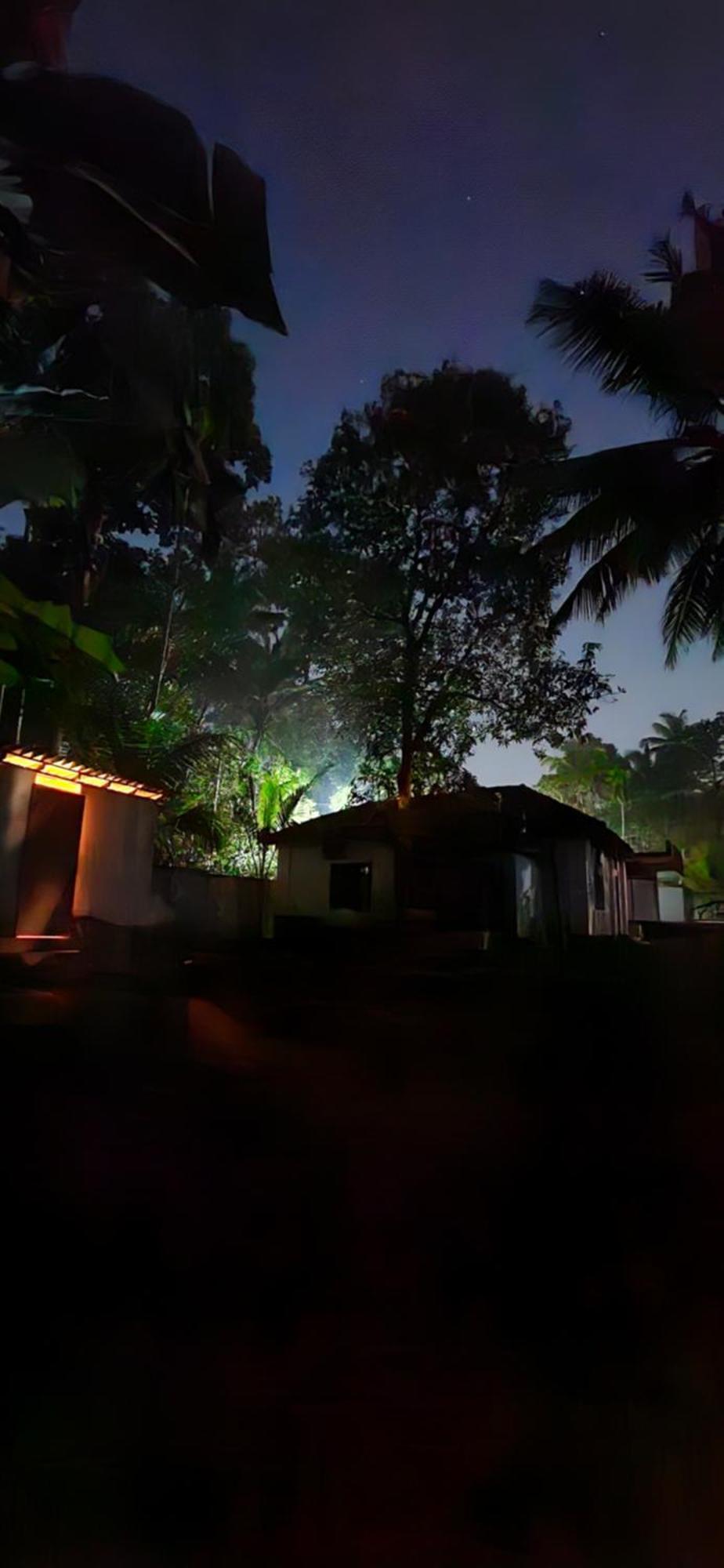 Islandstay-A Riverside Property Kollam Luaran gambar