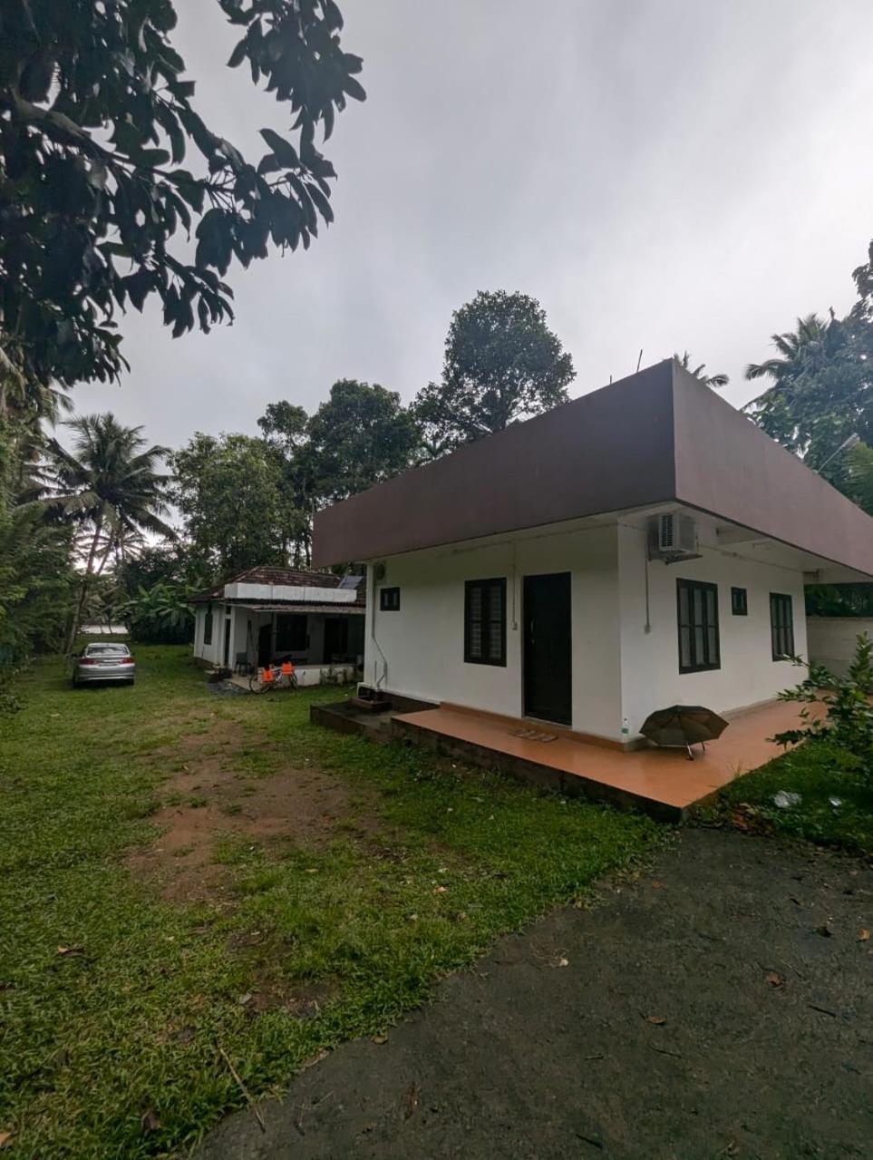 Islandstay-A Riverside Property Kollam Luaran gambar